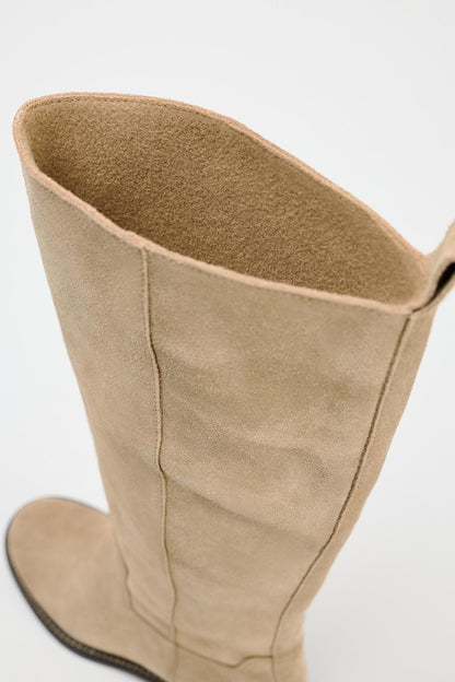 FLAT SPLIT SUEDE BOOTS WITH LINING