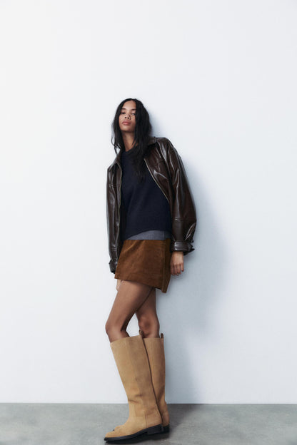 FLAT SPLIT SUEDE BOOTS WITH LINING