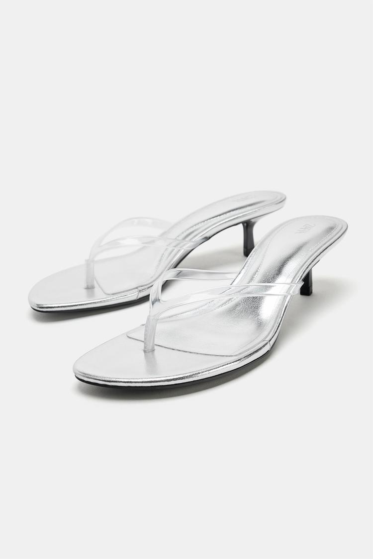 METALLIC-EFFECT HEELED SANDALS