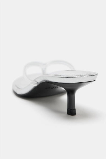 METALLIC-EFFECT HEELED SANDALS