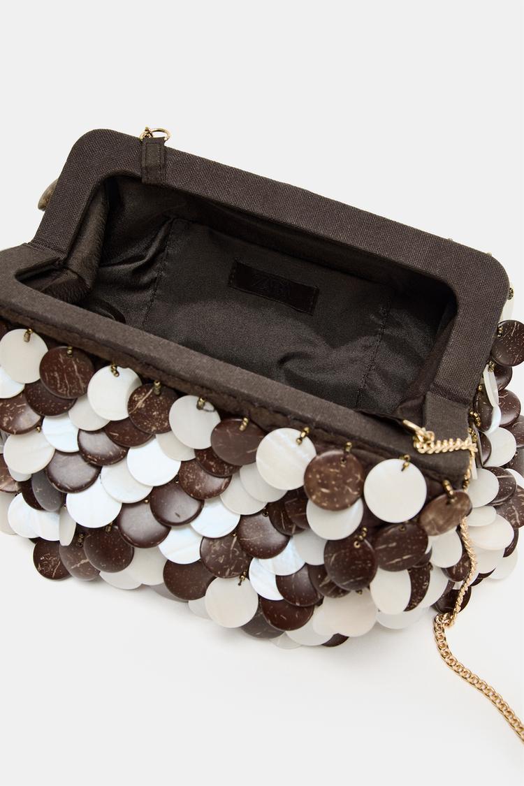 POUCH BAG WITH APPLIQUÉS