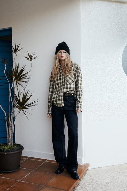 HIGH-WAIST WIDE-LEG FULL-LENGTH JEANS