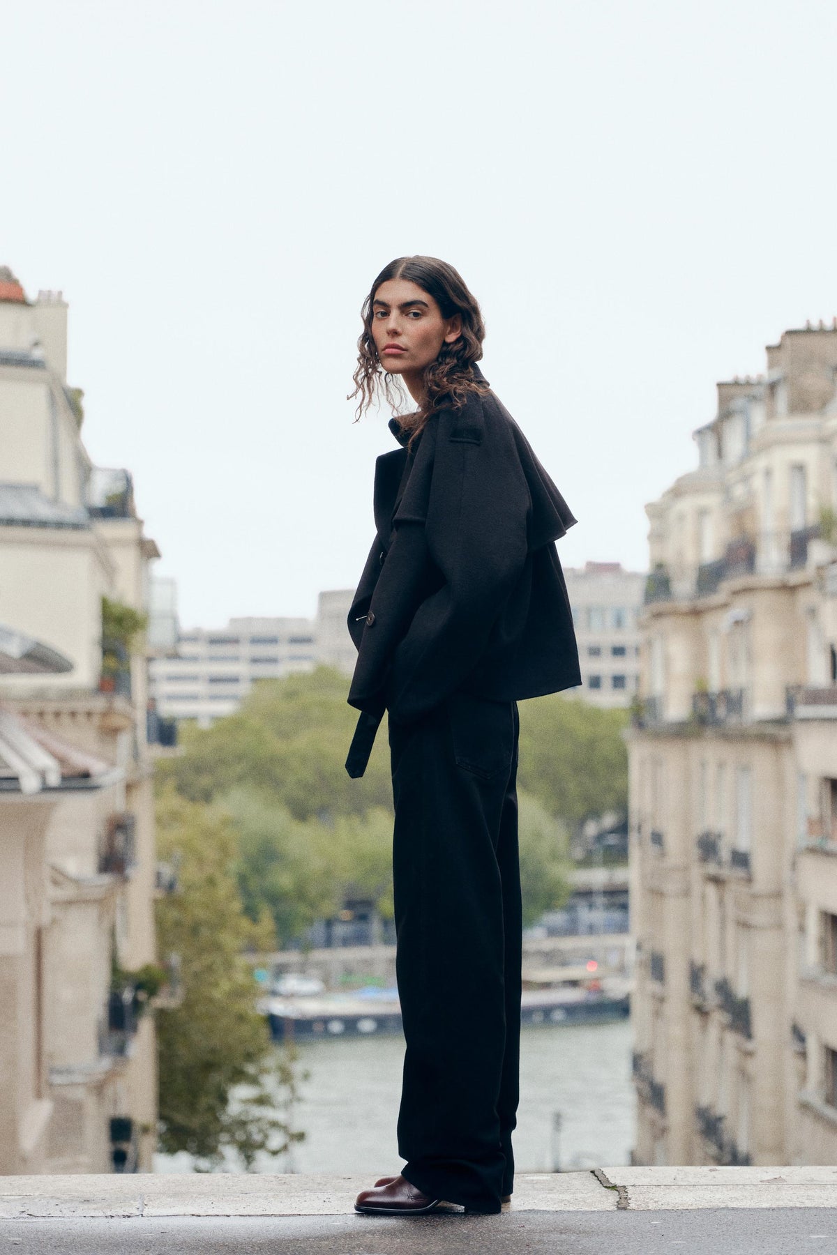CROPPED WOOL COAT