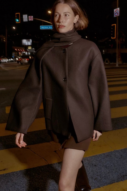 CROPPED WOOL COAT WITH SCARF