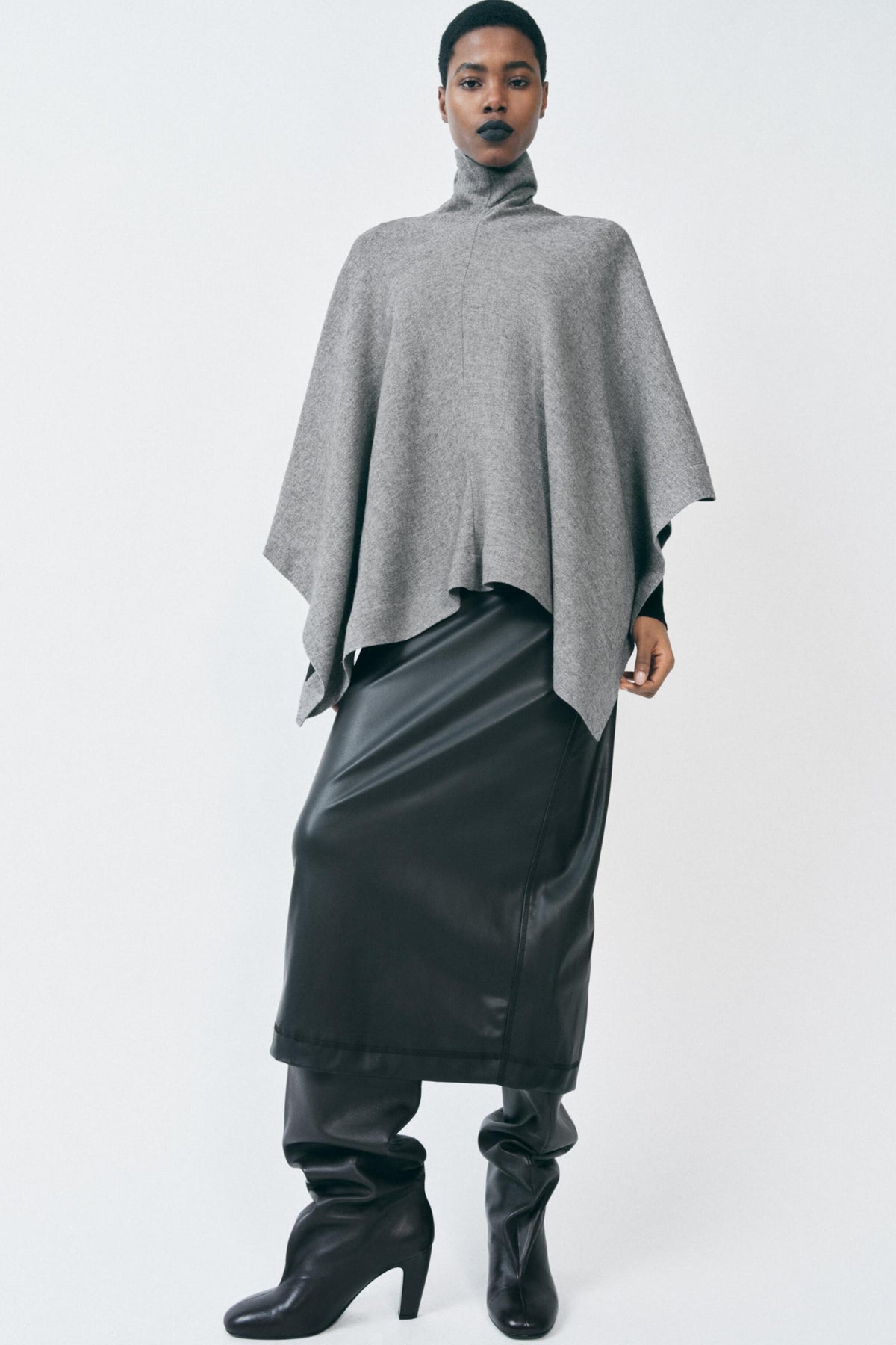 OVERSIZE CAPE